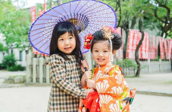 子どもの晴れ姿を七五三で撮影します | 神戸で出張撮影を行うTsumugraphy
